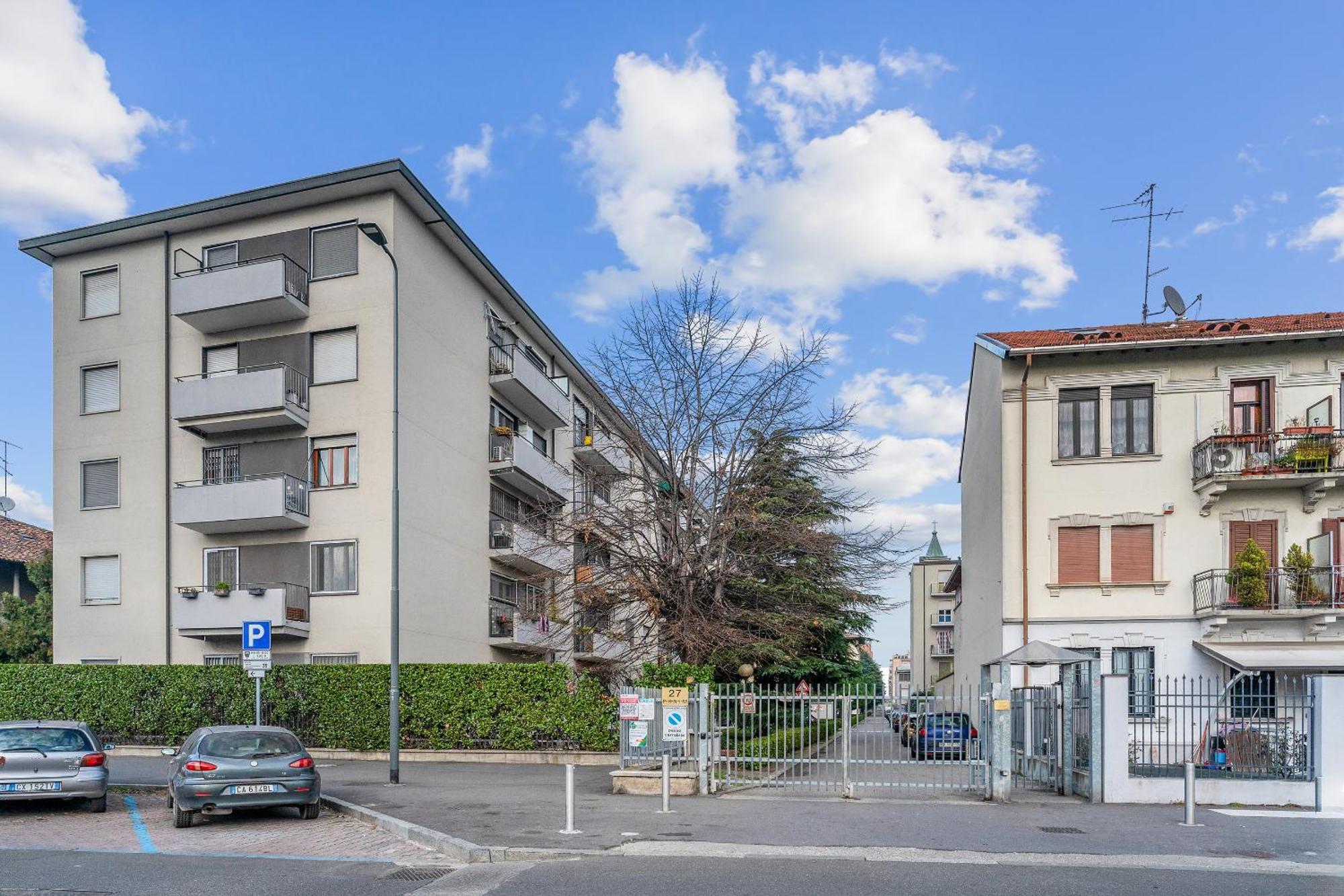 Rog27-Large Apartment With Transport Close To Home- Milánó Kültér fotó